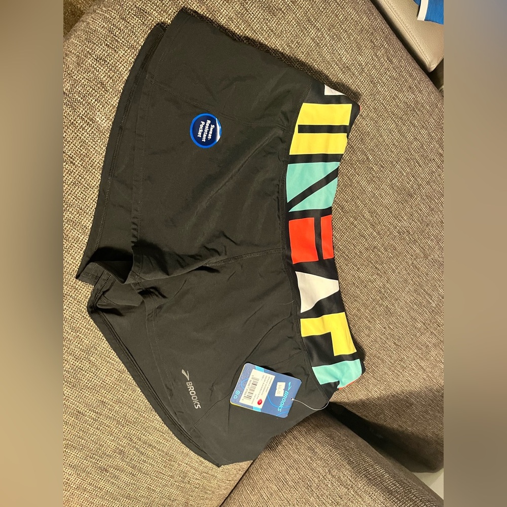 NWT Brooks running shorts